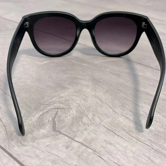 Matte Black & Silver Women’s Sunglasses - Picture 4 of 6